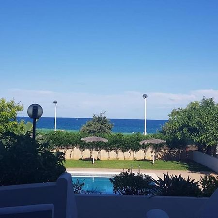 Bajo en primera línea de playa Alcossebre Exterior foto